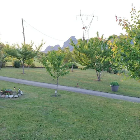 公寓 Meteora Countryside