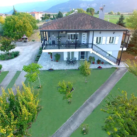 Meteora Countryside شقة *